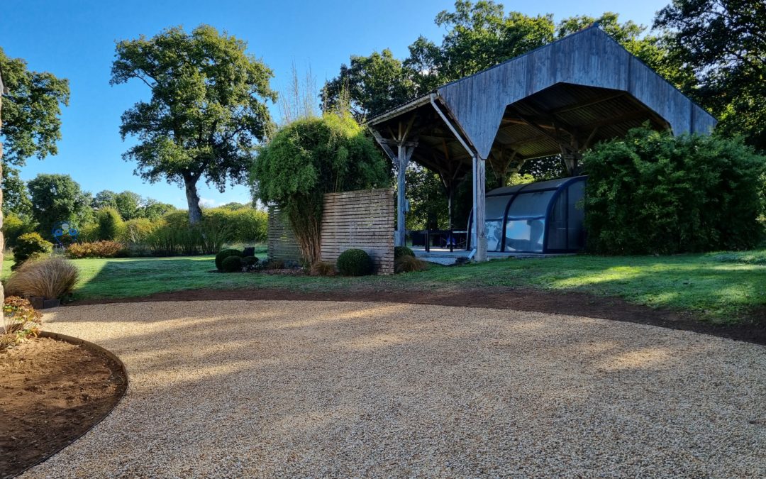 Espace détente extérieur des gîtes Douar Bouillon